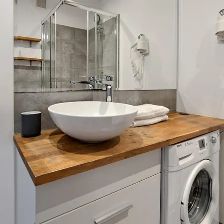 Seaside - Balcony, Workspace, Bus - By Rentujemy