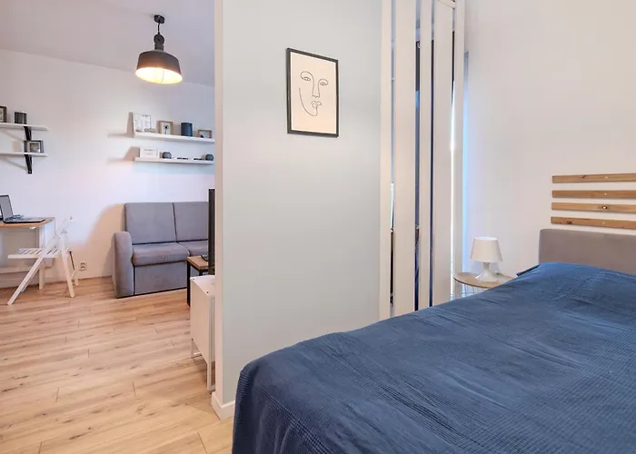 Seaside - Balcony, Workspace, Bus - By Rentujemy Lägenhet *